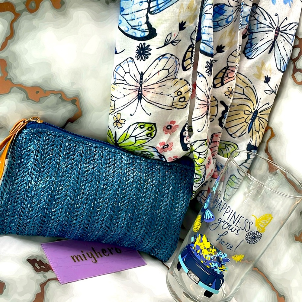 Blue Textured Clutch bundle